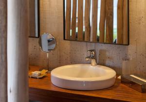 Bilik mandi di Explora en Rapa Nui - All Inclusive