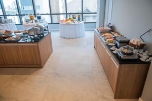 Comida no hotel ou em algum lugar perto