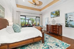 Voodi või voodid majutusasutuse 571 Conover Ct toas +40 fotot