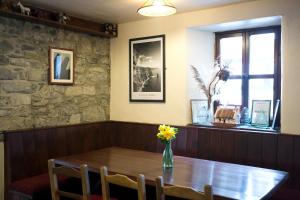 Gallery image of Aille River Tourist Hostel and Camping Doolin in Doolin