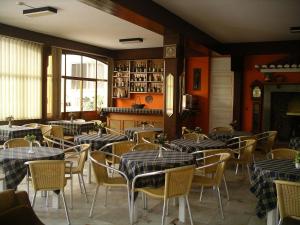 Lounge nebo bar v ubytování Hotel Santa Rita
