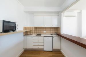 Kuchyňa alebo kuchynka v ubytovaní Apartament Massanet 2c