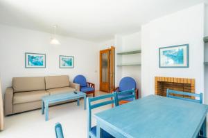 A seating area at Oro Del Mar iv Apartamento 02