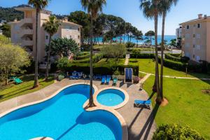 The swimming pool at or close to Oro Del Mar iv Apartamento 02