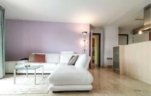 Posezení v ubytování Nice Apartment In Bredene With Kitchen + 9 fotografií