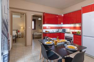 Kuchyňa alebo kuchynka v ubytovaní City Suite in Kefalonia + 22 fotografií