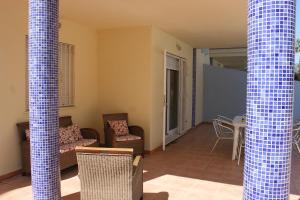 A seating area at Delfines II Solo Familias Serviplaya