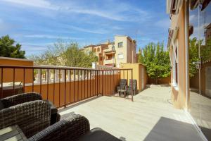 A balcony or terrace at ALTOS DEL SOL by United Renters