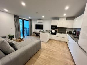Imagen de la galería de Modern Apartment with Spa and Pool, en Gibraltar