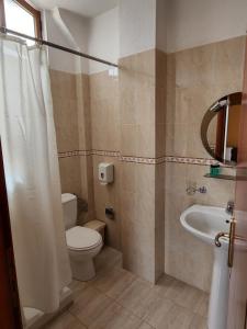 Koupelna v ubytování Guesthouse Bimbli + 37 fotografií