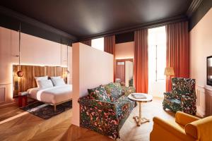 Część wypoczynkowa w obiekcie Mama Shelter Rennes
