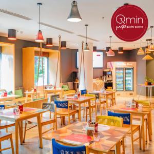 Restoran atau tempat makan lain di Ginger Pune Wakad
