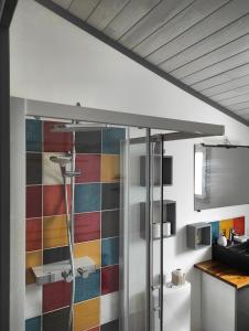 Kúpeľňa v ubytovaní La Casita: Studio cosy indépendant de 25 m²