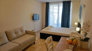 Μια τηλεόραση ή/και κέντρο ψυχαγωγίας στο HC Apartments Kaliakria