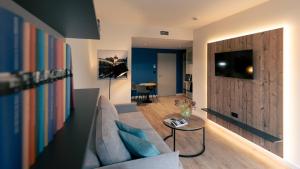 TV a/nebo společenská místnost v ubytování Nena Apartments SPREEblau