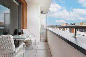 Balkón alebo terasa v ubytovaní Olivia Business Centre Superior Apartment by Renters Prestige