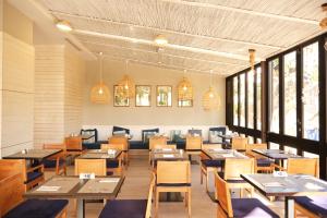 Posedenie v ubytovaní Corallium Beach by Lopesan Hotels - Adults Only