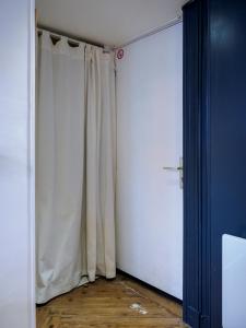 Koupelna v ubytování Duplex - hypercentre de Rouen