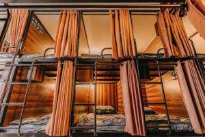 Narivoodi või narivoodid majutusasutuse IKIGAI Dorm Hostel - Danang Beach toas