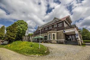 Zgradba, v kateri se nahaja hotel