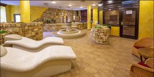 Predel za sedenje v nastanitvi Spa Hotel Bily Horec