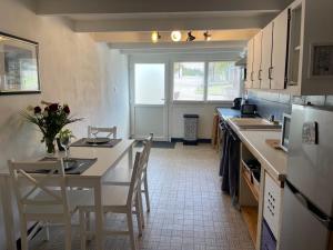 Zdjęcie z galerii obiektu Studio 42m2 centre-bourg w mieście Saint Hernin