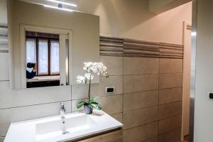 Koupelna v ubytování Verona Suites and Rooms