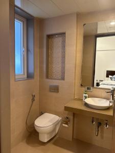 Ένα μπάνιο στο Seandee - Lush Private Rooms in Viman Nagar