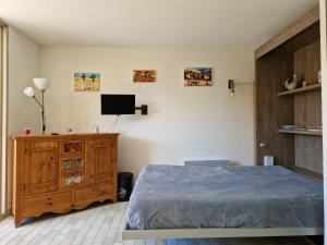 Zdjęcie z galerii obiektu L'Alegria - Appt climatisé et piscine partagée w Cap d'Agde