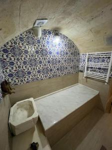 A bathroom at Zuwinasa House Hotel