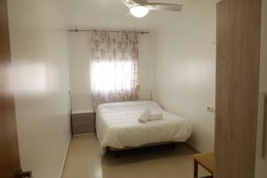 Posteľ alebo postele v izbe v ubytovaní Apartamento Completo Clara Campoamor Carboneras