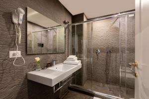 Kúpeľňa v ubytovaní Spagna Art & Suites - CA Domus Collection