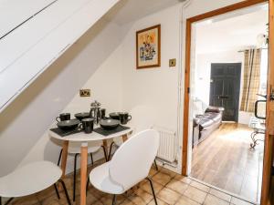 Gallery image of 13 The Square in Oakamoor