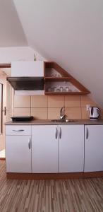 Dapur atau dapur kecil di Apartmány Lúčky 30