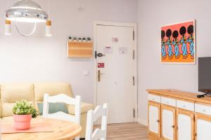 Kuchyň nebo kuchyňský kout v ubytování Apartamentos Alfaqueque A