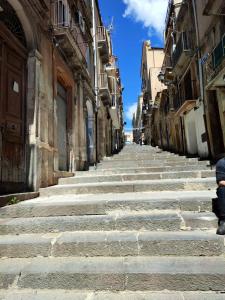 Gambar di galeri bagi Cozy apartment in Caltagirone - 70 m² with balcony di Caltagirone