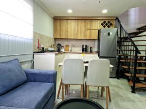 Foto dalla galleria di Cottage in Racha Mero a Nikortsminda