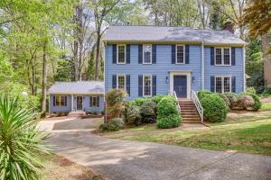 Zahrada ubytování Beautiful Raleigh Cottage Rental 5 Mi to Downtown