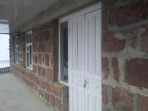 Gambar di galeri bagi Red Stone Guest House di Kazbegi