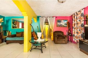 Posezení v ubytování Colorful Private Room Oasis