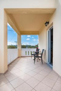 A balcony or terrace at Mari Helen