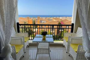 Kép The Panoramic SeaView Penthouse at MountainView North Coast szállásáról Ras Elhekma városában a galériában
