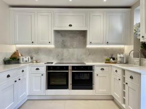 Gallery image of Heather Mere Cottage, Bowness-on-Windermere in Bowness-on-Windermere