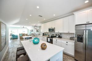 Nhà bếp/bếp nhỏ tại Aloft on Canal