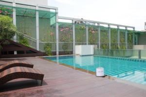Bassein majutusasutuses Sparks Life Jakarta, ARTOTEL Curated või selle lähedal