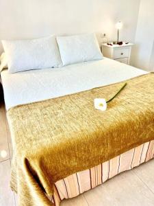 Een bed of bedden in een kamer bij CHC - Apartamento Los Topetes