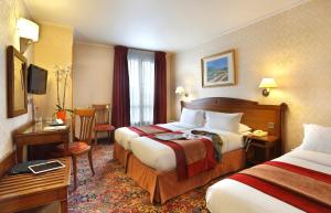 Gallery image of Hotel Paix Republique in Paris