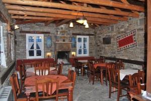 Restaurant o un lloc per menjar a Tritoxo Guesthouse