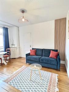 Khu vực ghế ngồi tại Cosy Studio Père-lachaise-Pelleport