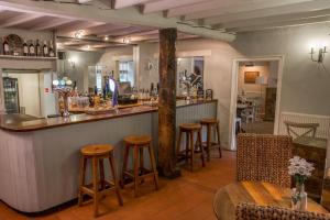 Gallery image of The Crown Inn in Towcester